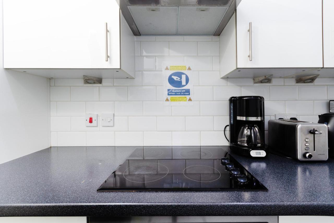 Wells Street Central Apartments London Exterior photo